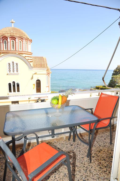 Apartment Froso On The Beach Rethimnon Kamer foto
